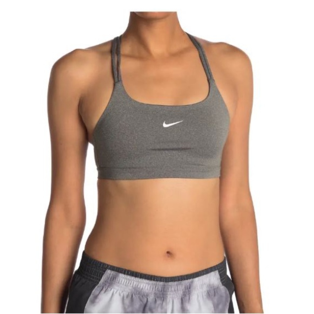 Nike Indy strappy sports bra NWT